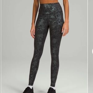 NWT Lululemon Wunder Under High Rise Tight Full-On Luxtreme Shine 28” Sz 6 FOIL